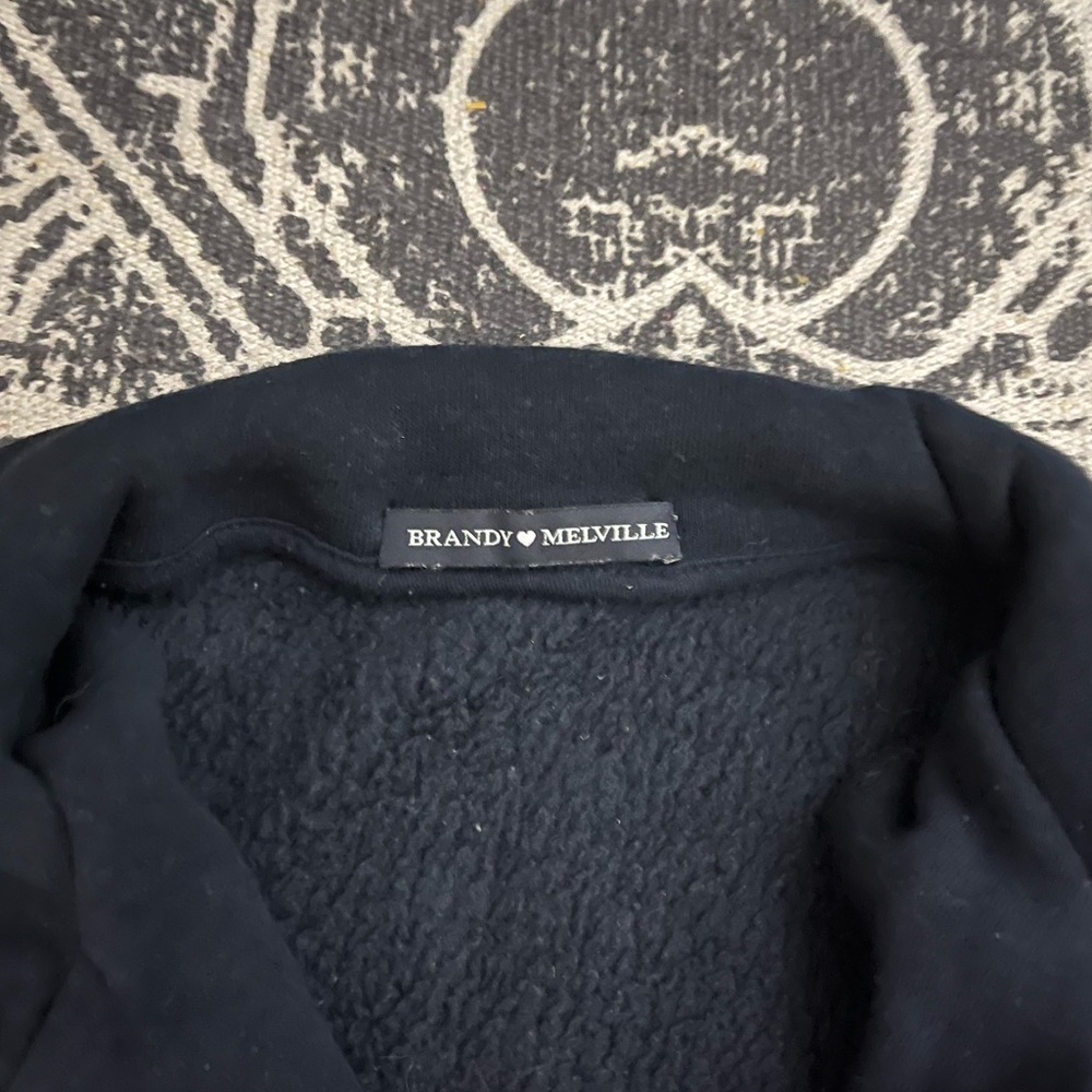 NWOT Brandy Melville Iconic New York Quarter Zip Pullover Hoodie: Size L - Picture 3 of 3